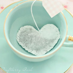 Heart-shaped tea bag tutorial